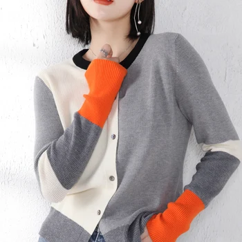2020 naujas moterų pavasario ir rudens spalvų atitikimo ilgomis rankovėmis laisvi megztiniai (O-kaklo megztinis švarkas atsitiktinis