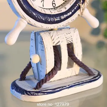 Viduržemio jūros regiono stiliaus apdaila senovinis varpas medienos ar senas vairo laikrodis išjungti stalinis laikrodis ~