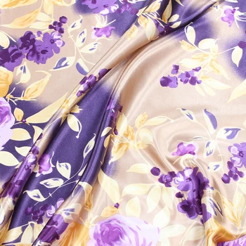 Moterų Skara Šilko Prabangos Prekės 2018 Violetinė Gėlių Spausdinti Aikštėje Foulard Didelis Bandana Satino, Šilko skarų Skara 90*90cm